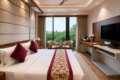 IP Royal By Qotel - A Luxury Hotel, Laxmi Nagar Delhi, Delhi