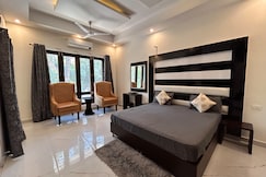 Malsi Hill View Homestays | Rooms & Caretaker, Dehradun