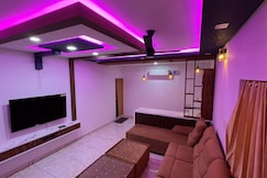 Bougainvillea HillView Retreat One Bedroom Pool Villa, Pollachi