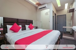 The Clock Tower Rooms & Cafe, Rishikesh