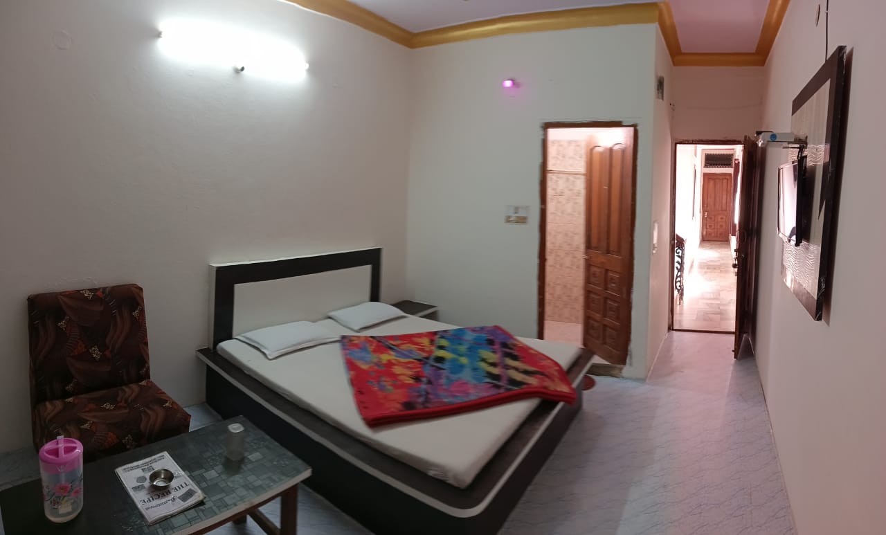 Hotel shrinath - Tap to explore photos