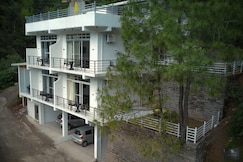 Chester Oak Kasauli - Premium rooms and Exclusive Villa, Parwanoo