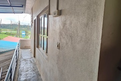 Quality Bar andr restaurant lodge, Coorg