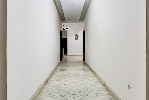 Hotel O Rivash Hotel