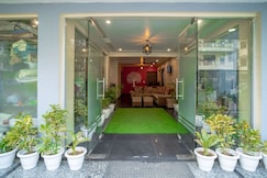 The Lodgers | Entire 2BHK Apartments @Artemis|Medanta, Gurgaon