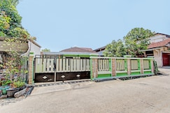 Hotel O Sengon Kostel Syariah, Jepara