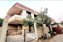 4 Bhk Independent Villa Stays Get Together, Pune