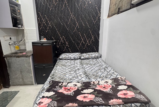 Conveniently compact studio apartment on G  Floor