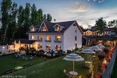 Robusta Retreat The Lake Side Resort, Srinagar, Srinagar