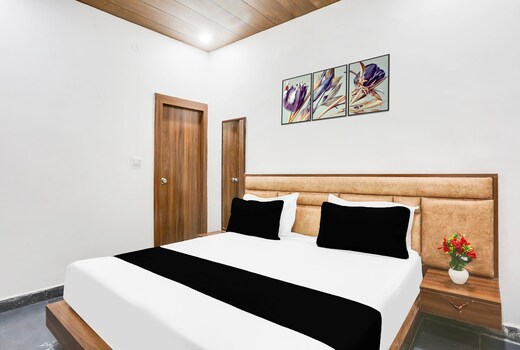 Hotel O The signature stay