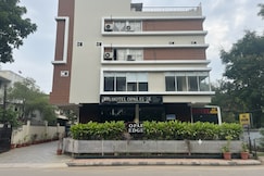 Hotel Opal Edge, Indore