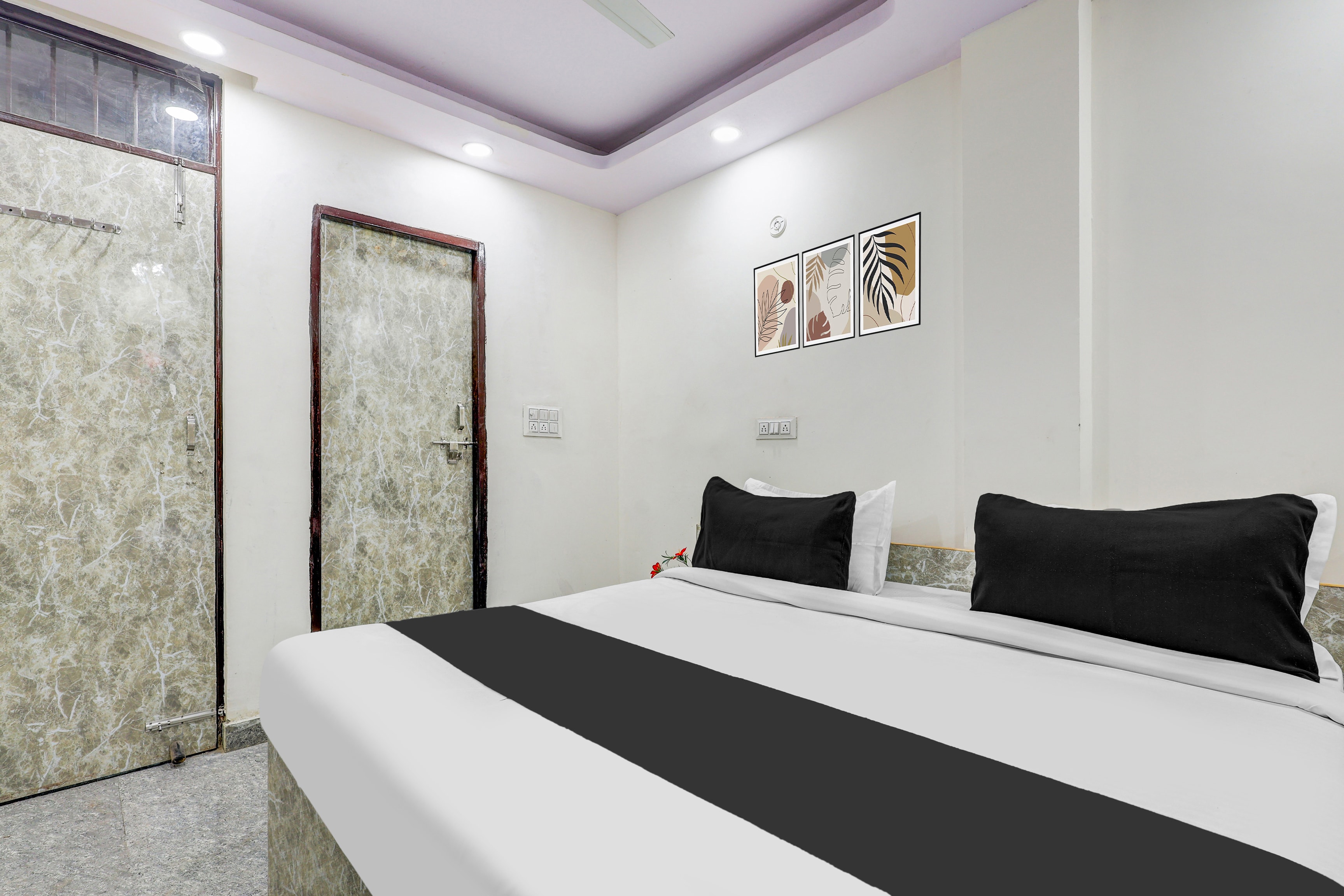 Hotel O Govind Residency - Tap to explore photos