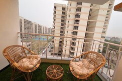 L BLOCK GOLF VIEW CONDOS, Delhi