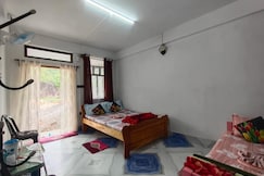 Evelena Guest House, Cherrapunji