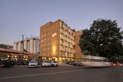 Hotel Artilla Inn, Ahmedabad
