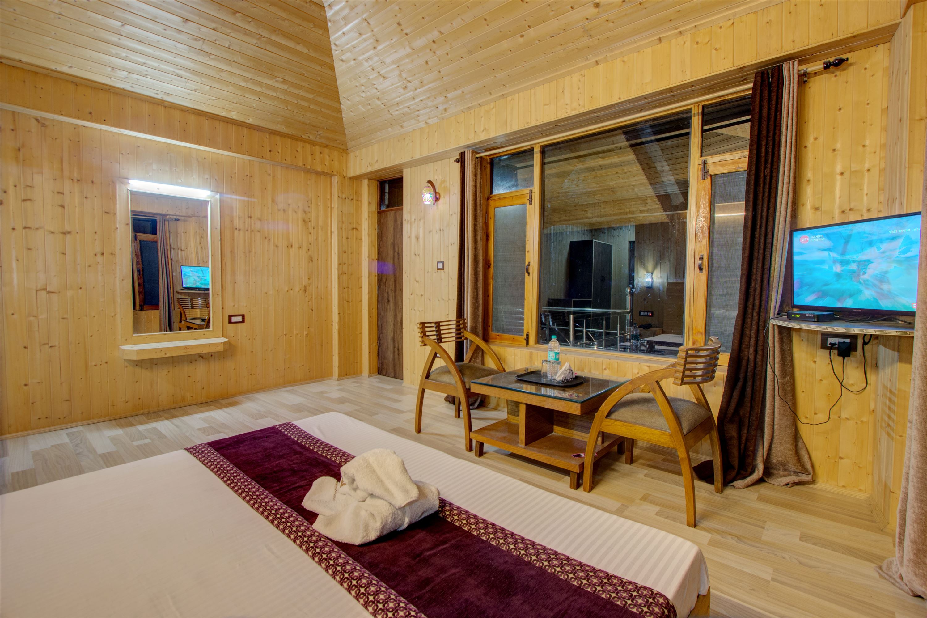 Japika Inn by Hazel Hotels - Tap to explore photos