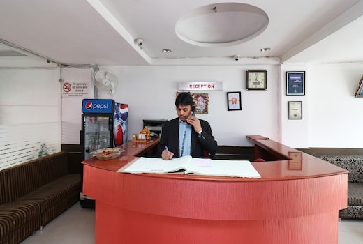 Super HOTEL GUD STAY