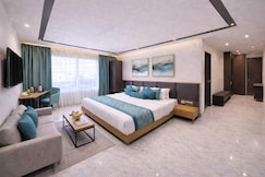 Hotel Apple Wood Delhi Airport, Delhi