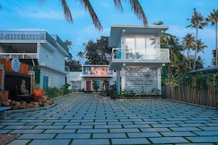 Palm Wave Beach Resort, Cochin