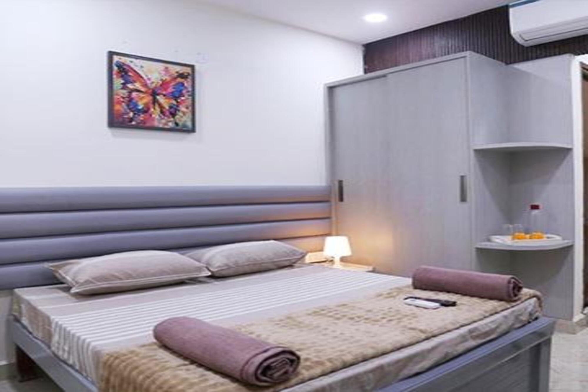 FabHotel Yendluri's Abode - Tap to explore photos