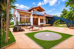 Pilman Hill
3 Bed Villa with Plunge Pool 
Dam View, Nashik