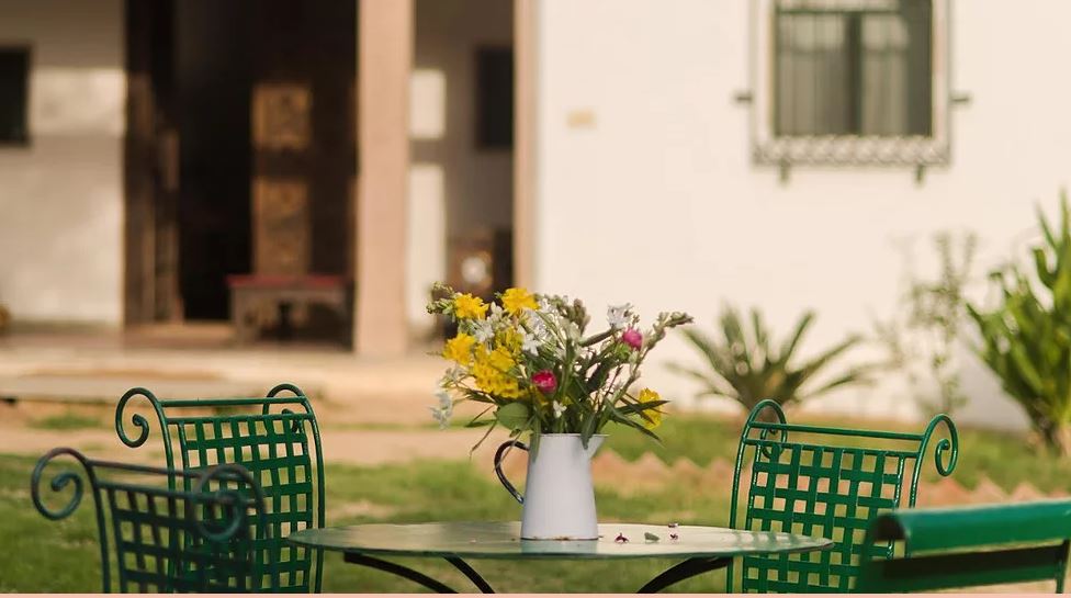 Kawa Guest House - Tap to explore photos