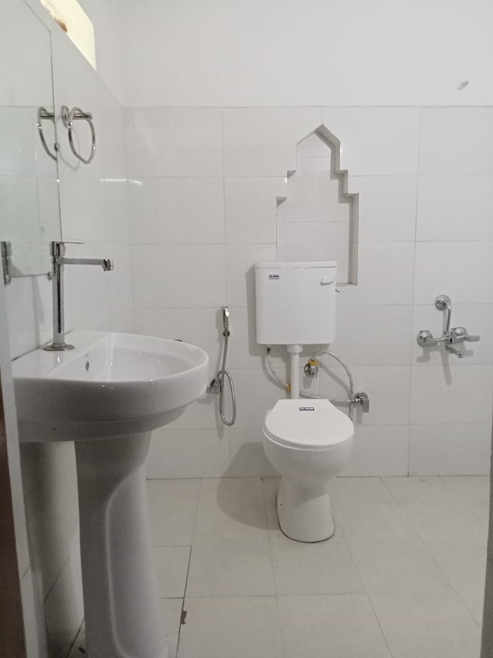 Satdara Homestay - Tap to explore photos