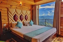 SAFARNAMA CAFE & STAY, Theog