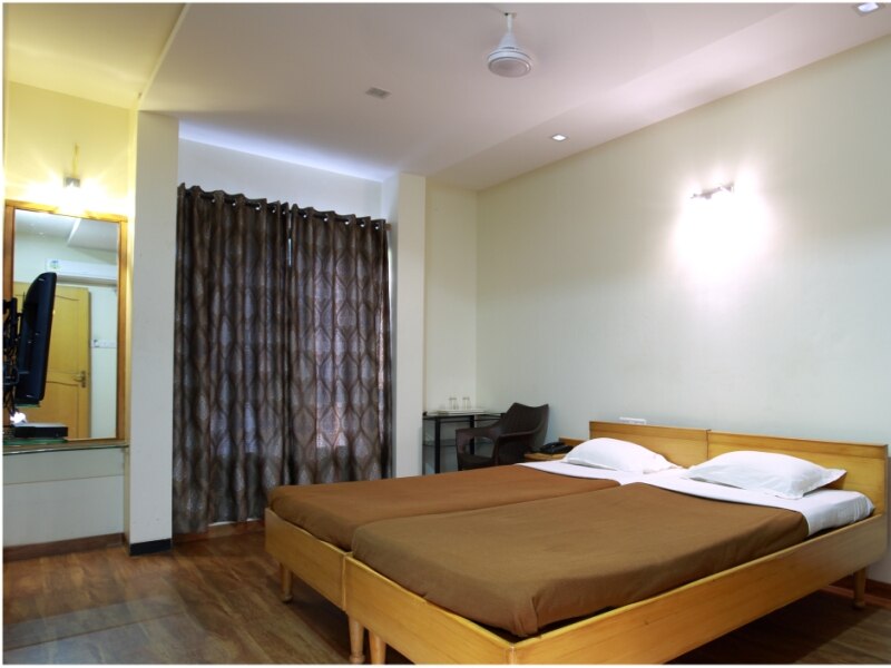 Hotel Suryananda Executive - Tap to explore photos