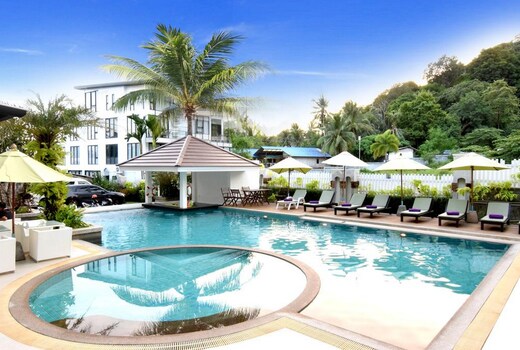 Di Pantai Boutique Beach Resort Phuket 2 5 8 Price Address Reviews