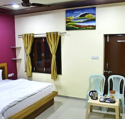 Deluxe Couple Room