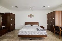 LakeView Penthouse Room @Himayatnagar, Hyderabad