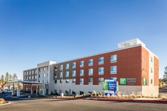 Holiday Inn Express & Suites BEND SOUTH, Deschutes