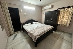 Mahalaxmi Guest House And Rooms, Guntur