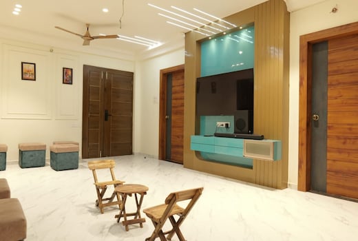 LA Spezia 1BHK Serviced Apartment