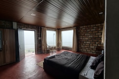 The Whispering Clouds, Cherrapunji