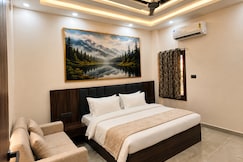 Hotel Ramyug Palace, Ayodhya
