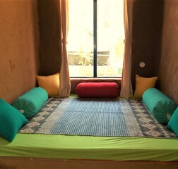 Yuhina (Unique Mud Cottage) - River View