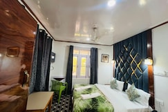 Hotel Chachoo Palace, Srinagar