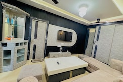 The Cozy Corner, Karnal