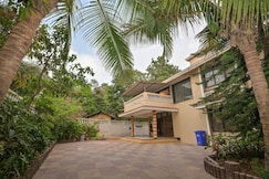 Puddle Villa (Pure Veg) 4BHK with Pvt Pool, Lonavala
