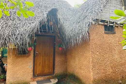 Aurora de Homestay - Hut House