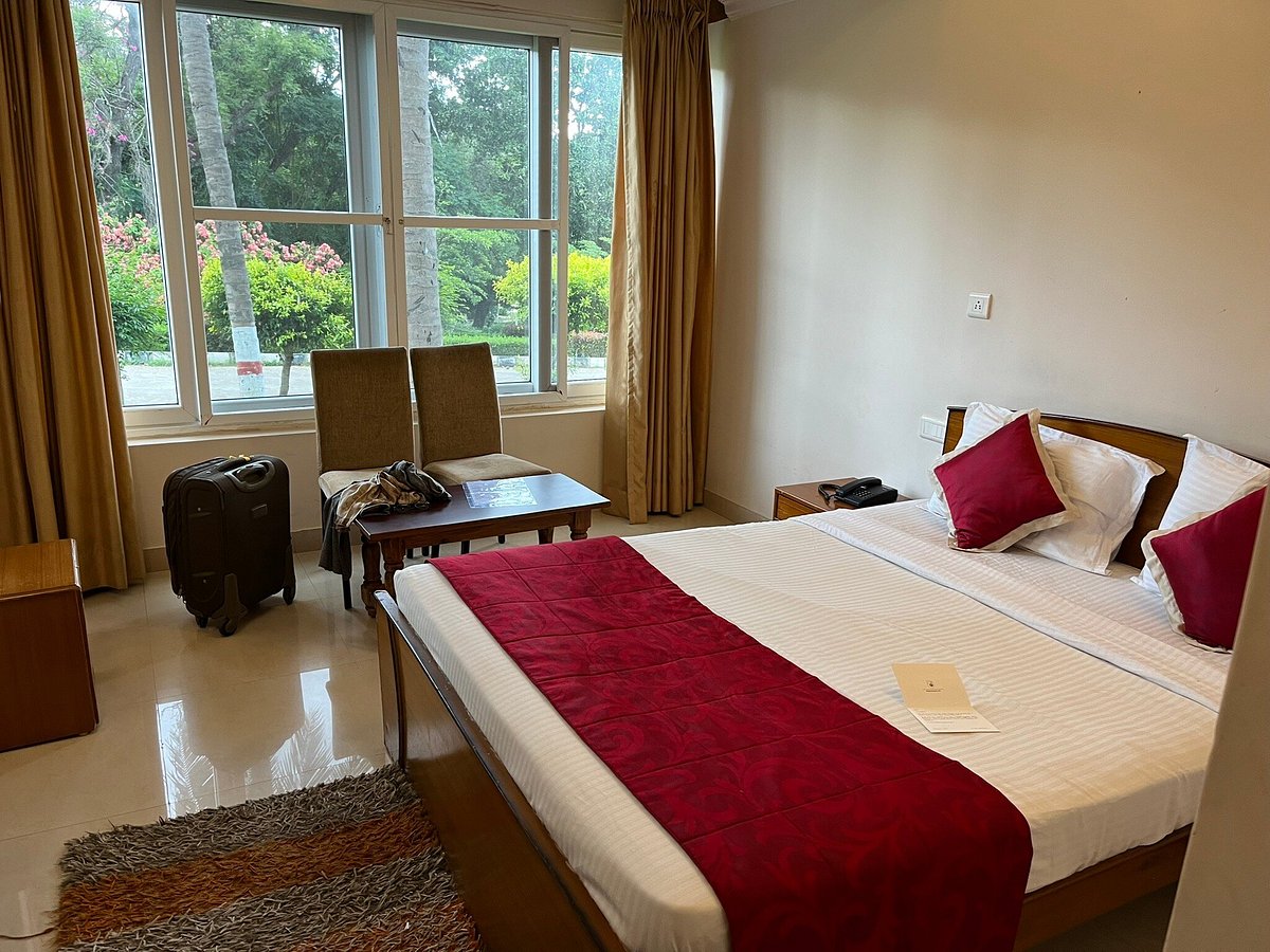 KSTDC Hotel Mayura Kauvery KRS - Tap to explore photos