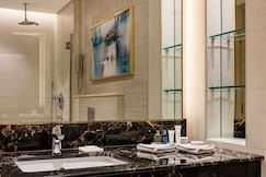 The Diplomat Radisson Blu Hotel, Residence & Spa, Bahrain