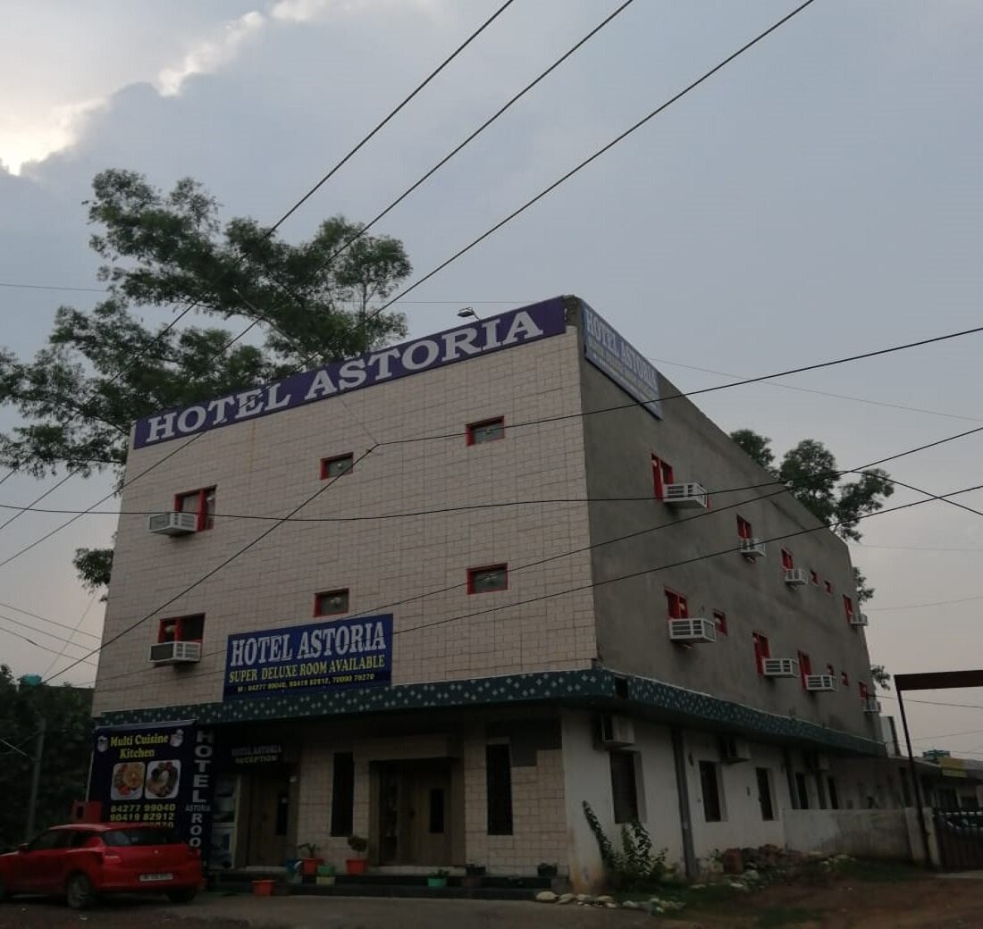 HOTEL ASTORIA - Tap to explore photos