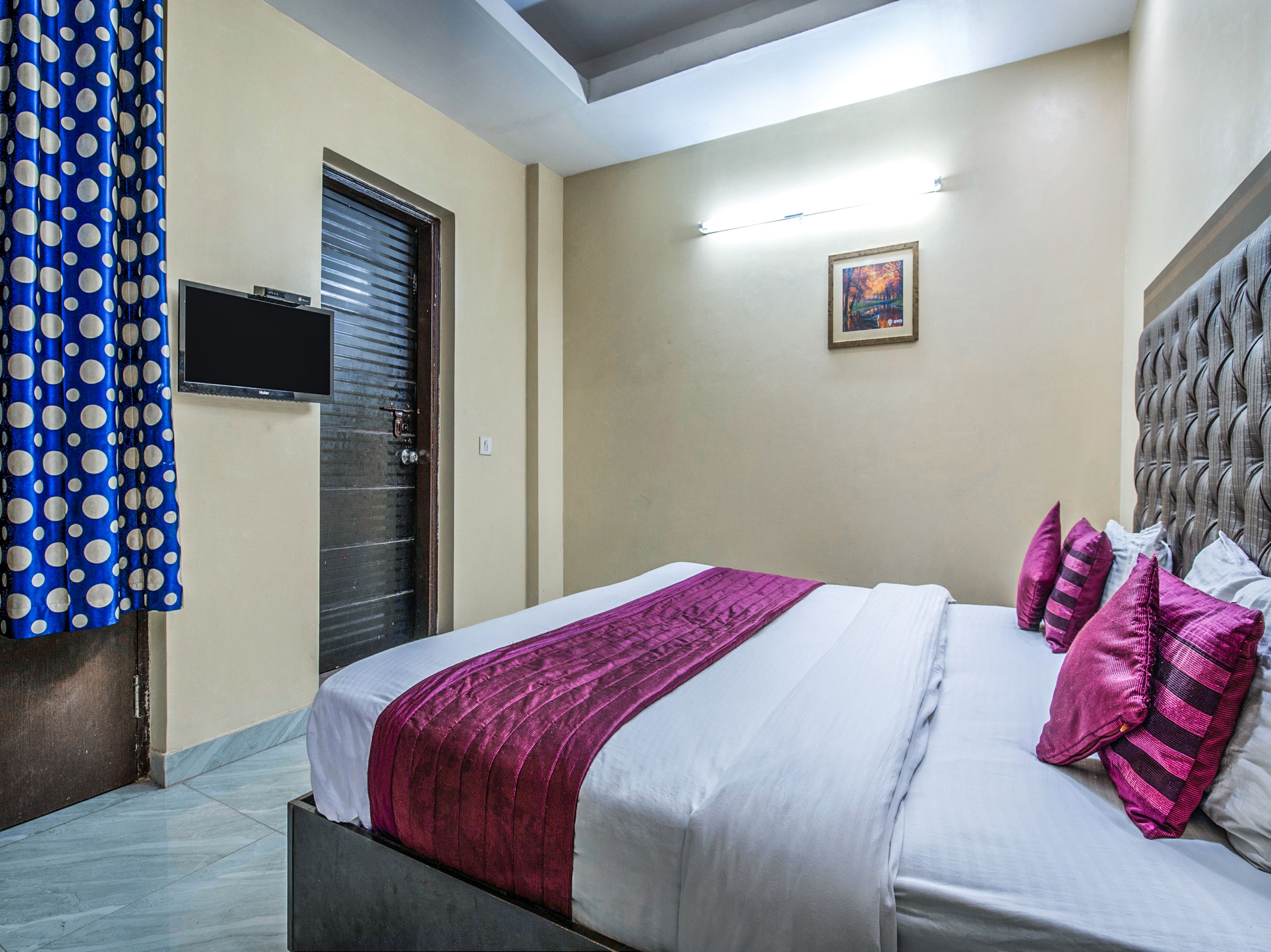 Hotel O Crosswinds Residency - Tap to explore photos