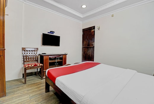 Hotel O Royal Grand Residency Near Lalbagh Botanical Garden