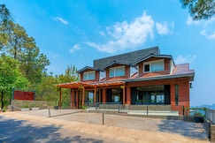 StayVista at Pristine Pines, Kasauli