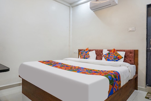 FabHotel Bliss Executive - shaniwar wada