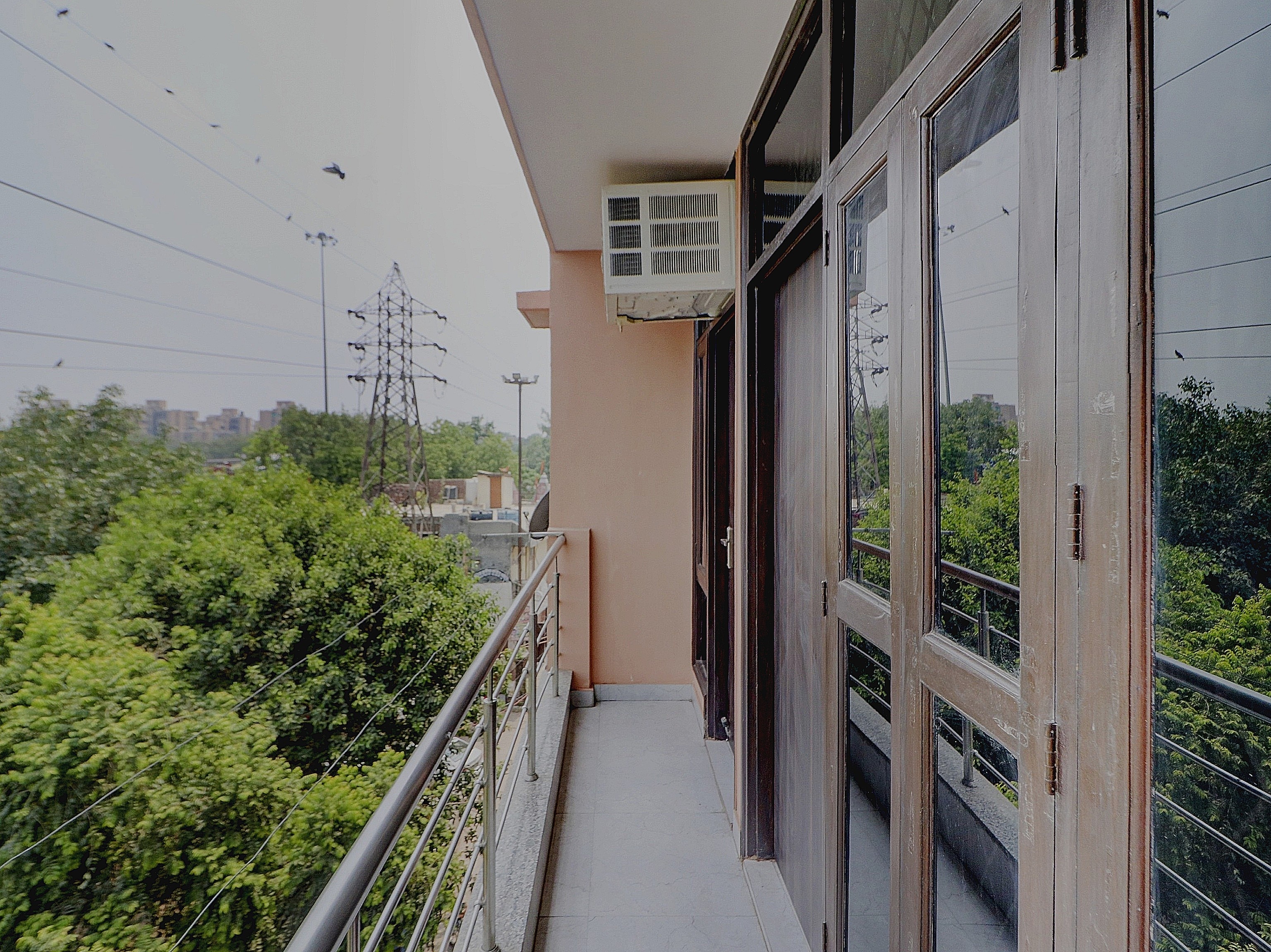 Hotel Star Light ,Near Nizamuddin Railway Station - Tap to explore photos